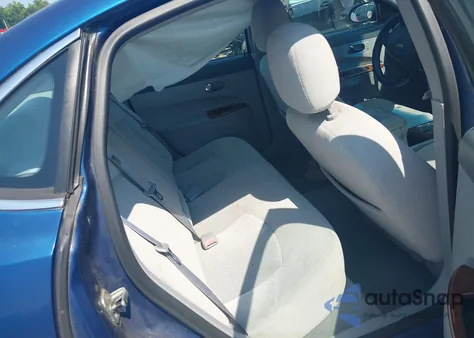 2005 Buick Lacrosse Cx z USA, uszkodzony, nr VIN 2G4WC562351330004